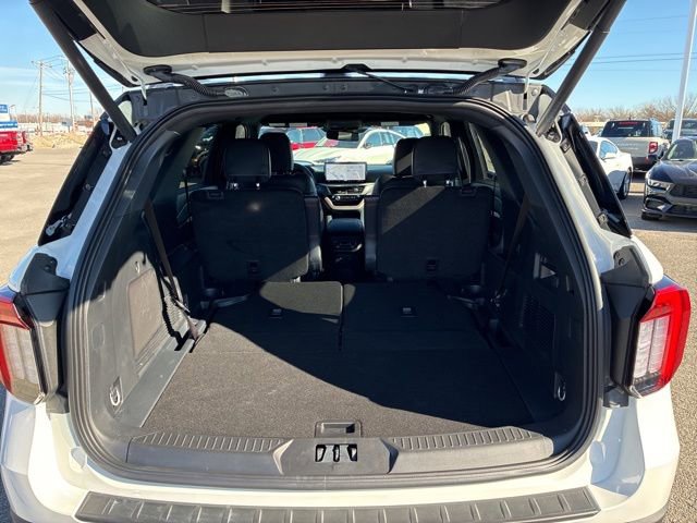 New 2026 Ford Explorer ST-Line w/ ST-Line Street Pack image 26