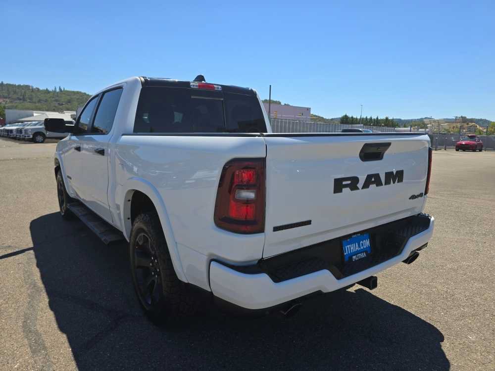Used 2025 RAM 1500 Big Horn AWD/4WD image 3