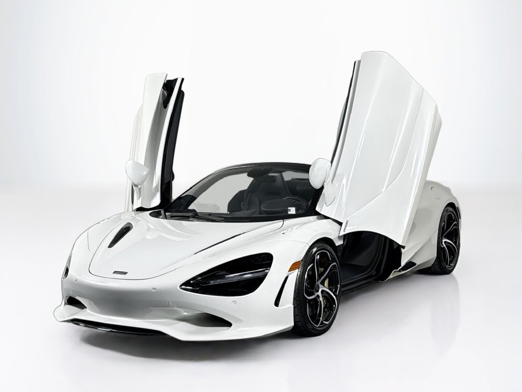 Used 2025 McLaren 750S Spider RWD image 24