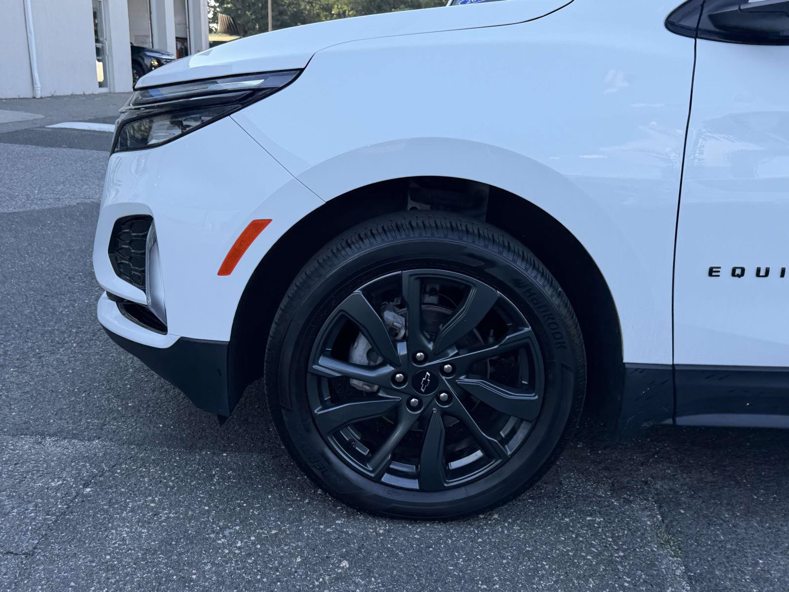 Certified 2024 Chevrolet Equinox RS AWD/4WD image 7