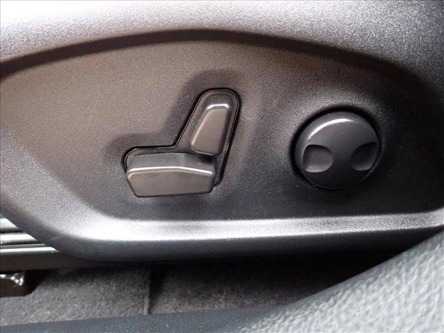 Used 2022 Jeep Compass Limited AWD/4WD image 13