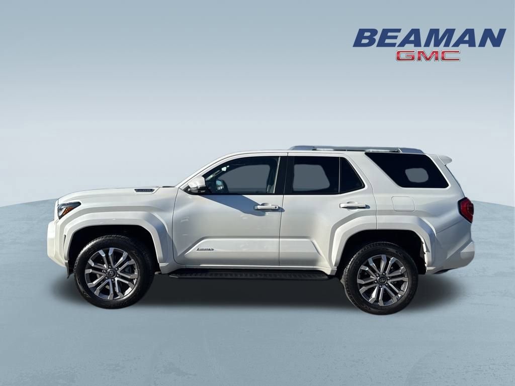 Used 2025 Toyota 4Runner Limited image 4
