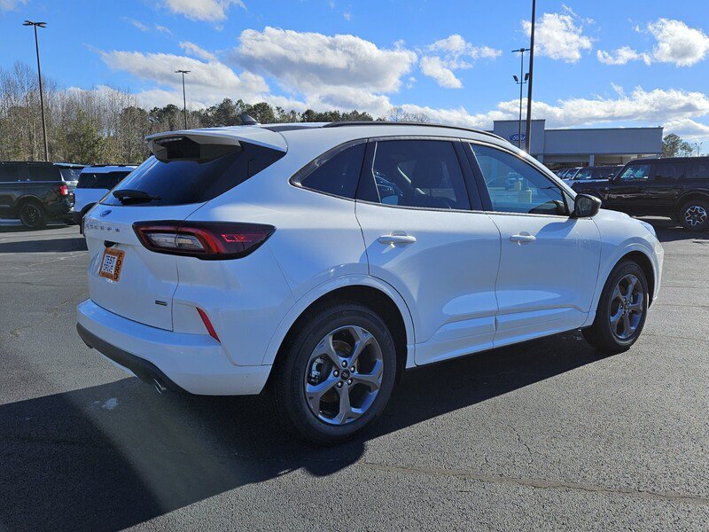 Used 2024 Ford Escape ST-Line w/ Equipment Group 301A FWD image 33