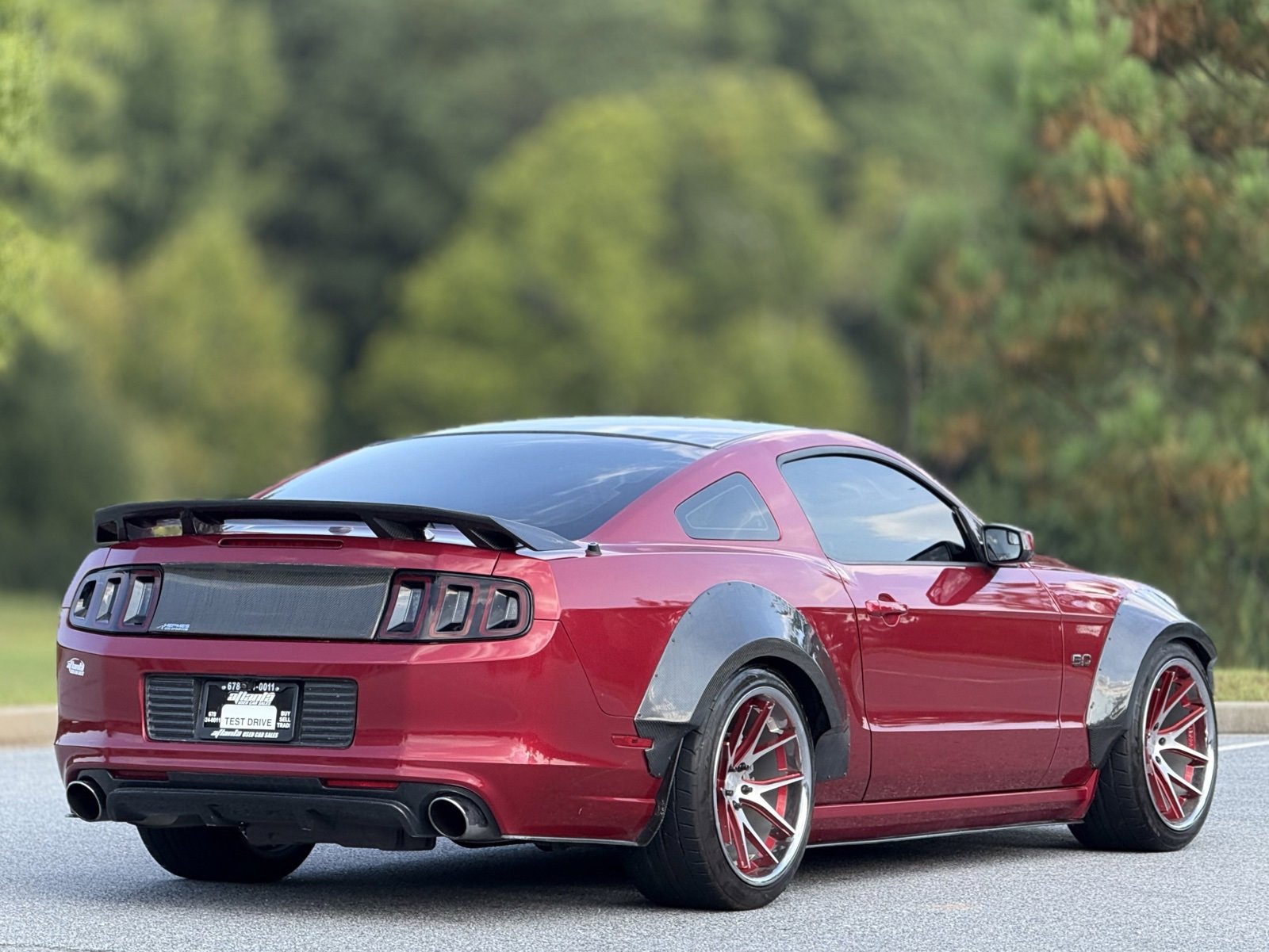 Used 2013 Ford Mustang GT Premium image 10