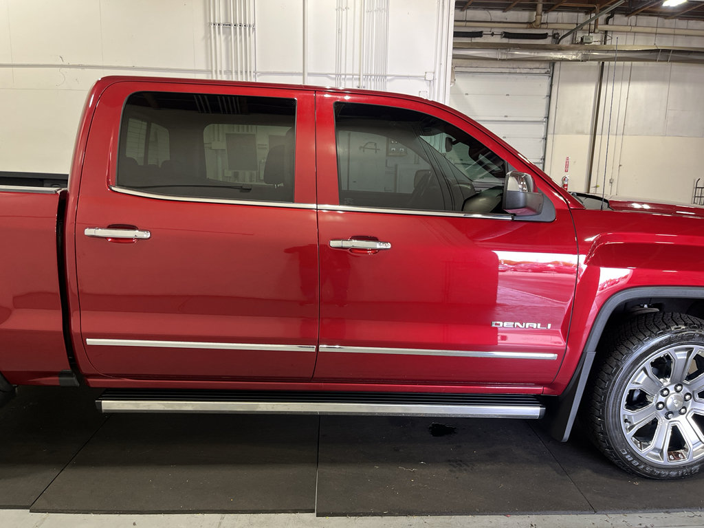Certified 2018 GMC Sierra 1500 Denali w/ Denali Ultimate Package AWD/4WD image 5