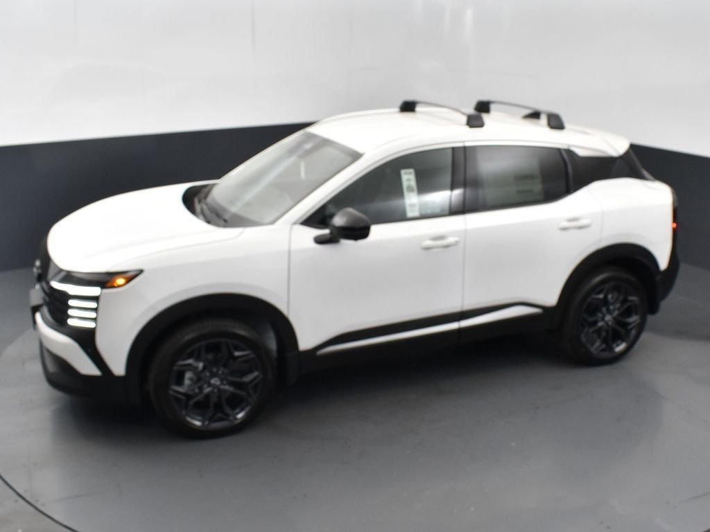 New 2026 Nissan Kicks SR w/ Illumination Package FWD image 47