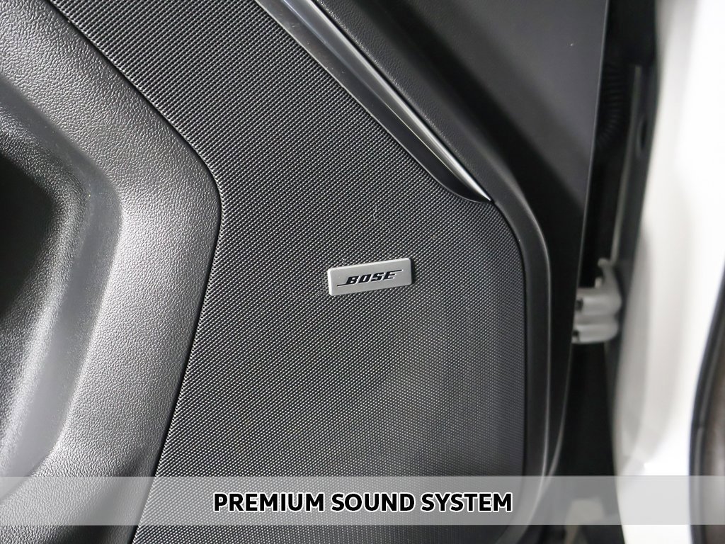 Used 2021 GMC Yukon Denali w/ Denali Premium Package image 5