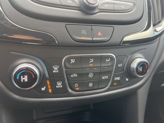 Used 2022 Chevrolet Equinox RS w/ LPO, Floor Liner Package image 28