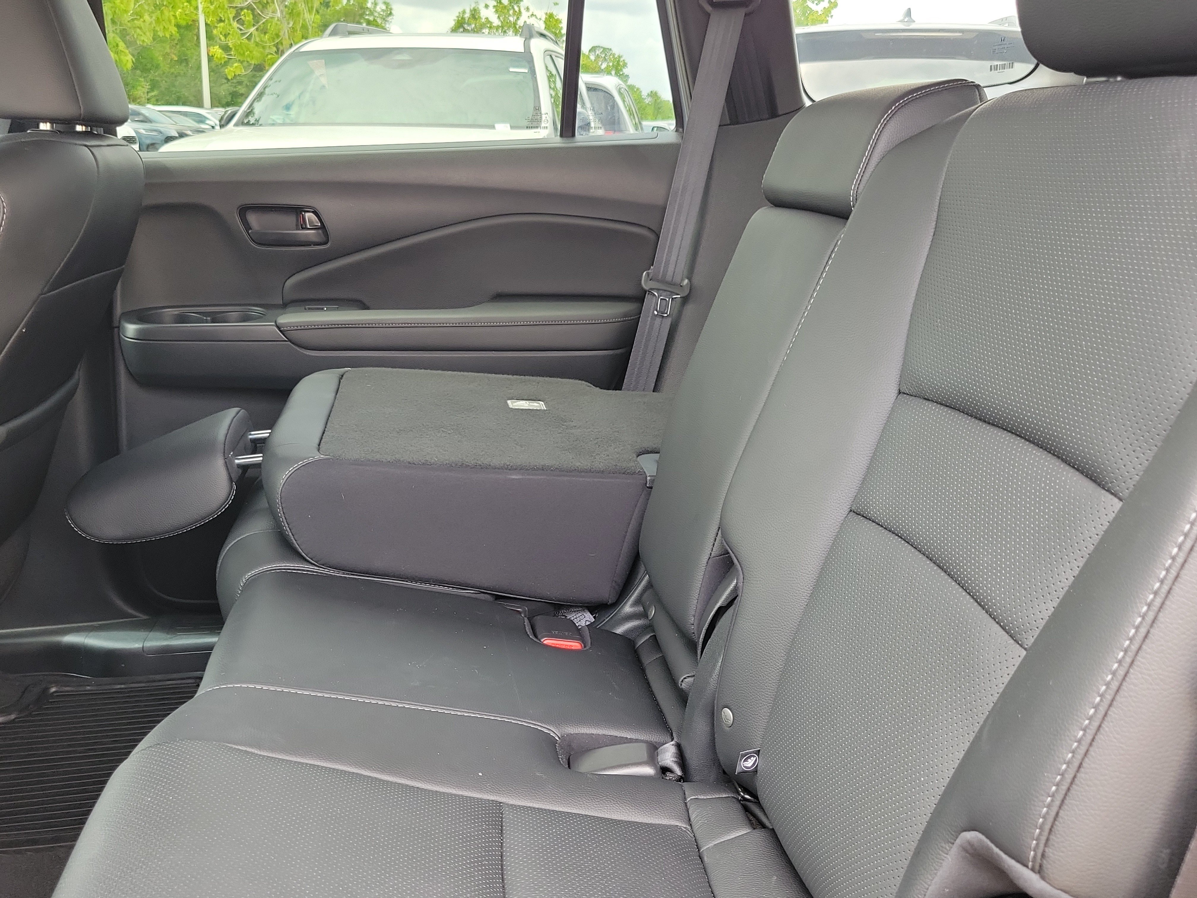 Used 2023 Honda Passport EX-L image 14