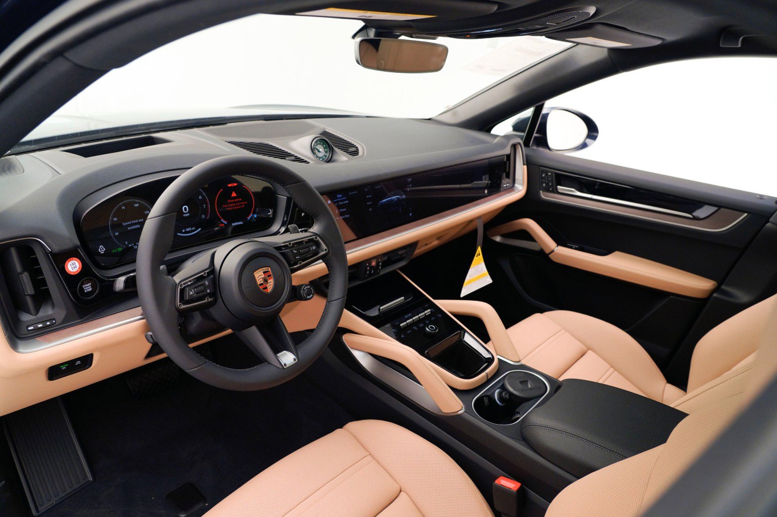 New 2026 Porsche Cayenne Coupe image 4