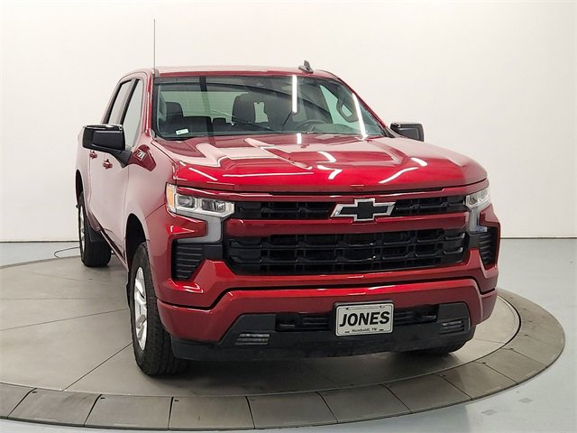 Used 2024 Chevrolet Silverado 1500 RST image 3