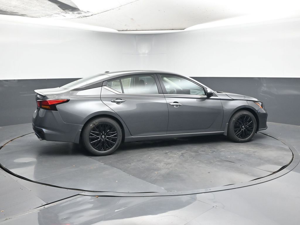 New 2025 Nissan Altima 2.5 SV w/ SV Special Edition Package image 2