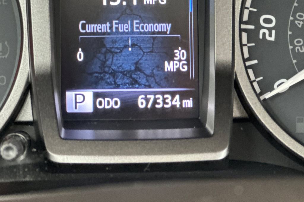 Used 2021 Toyota Tacoma TRD Off-Road w/ TRD Premium Off Road Package AWD/4WD image 28