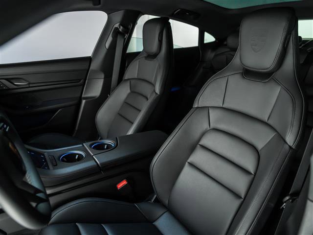 New 2026 Porsche Taycan 4S image 5