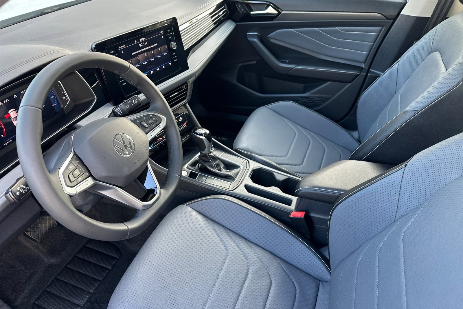 New 2026 Volkswagen Jetta SEL FWD image 8