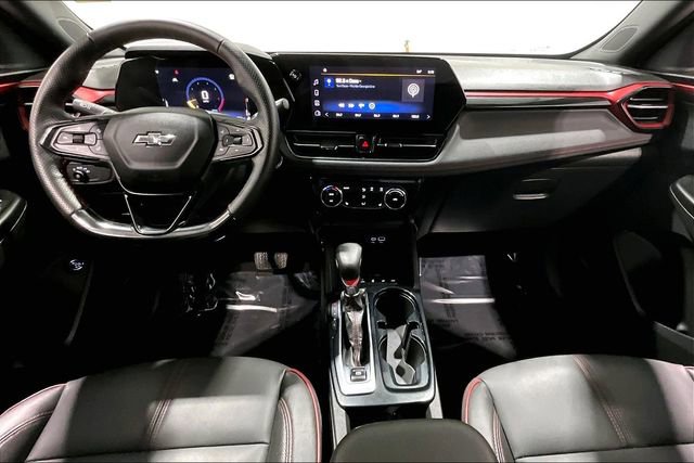 Used 2025 Chevrolet TrailBlazer RS w/ Convenience Package AWD/4WD image 7