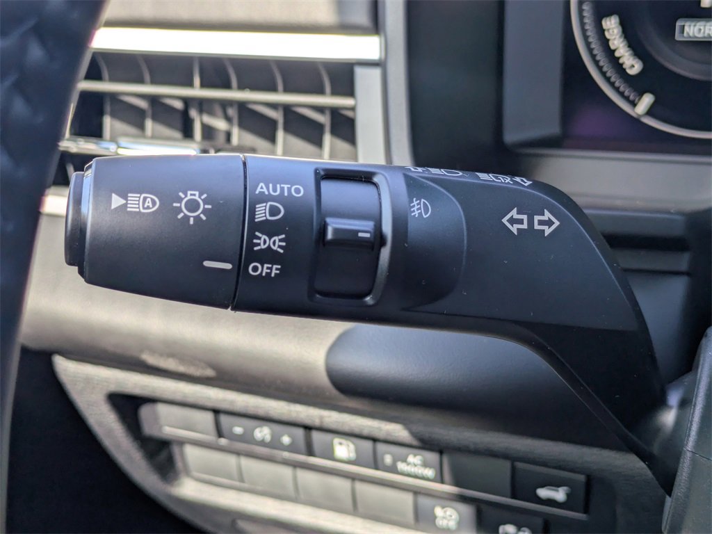 New 2025 Mitsubishi Outlander SEL image 29