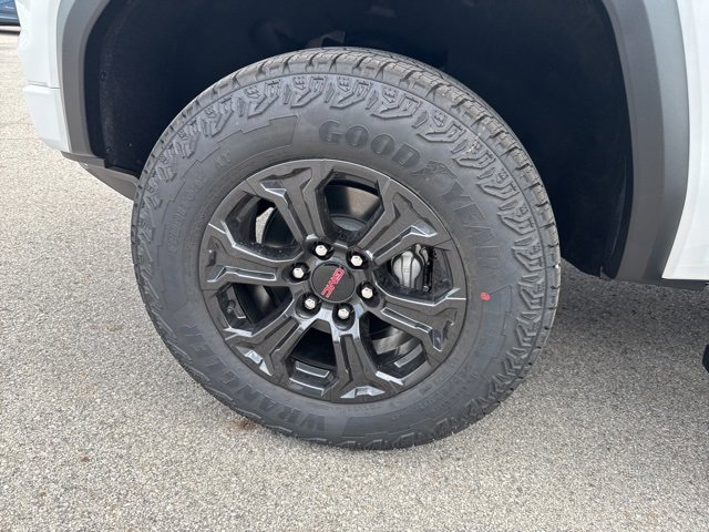 New 2025 GMC Canyon Elevation w/ Convenience Package image 11