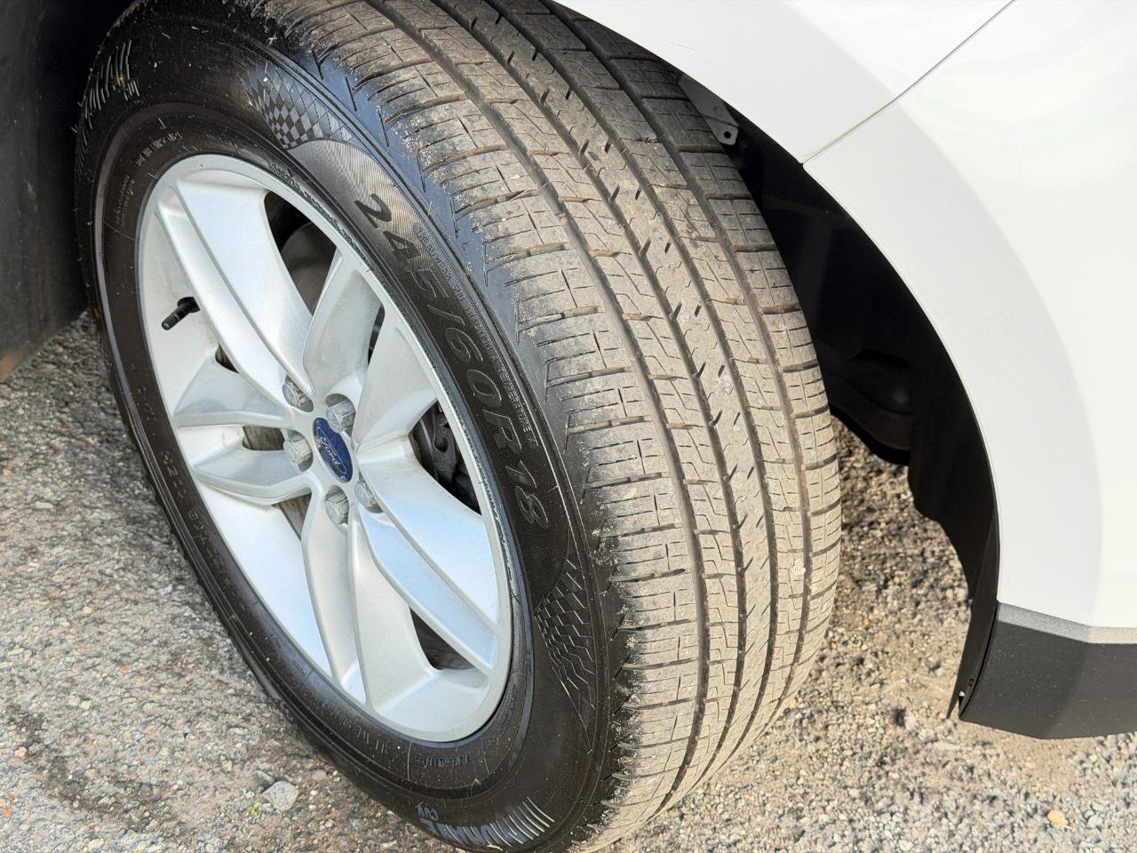 Used 2016 Ford Edge SEL w/ Equipment Group 201A AWD/4WD image 98