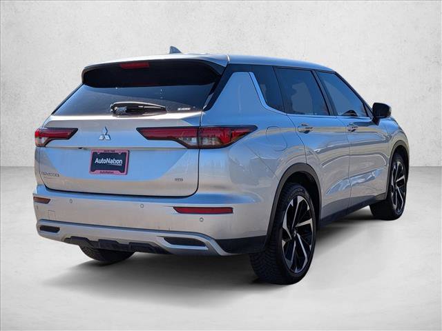 Used 2022 Mitsubishi Outlander SE image 5