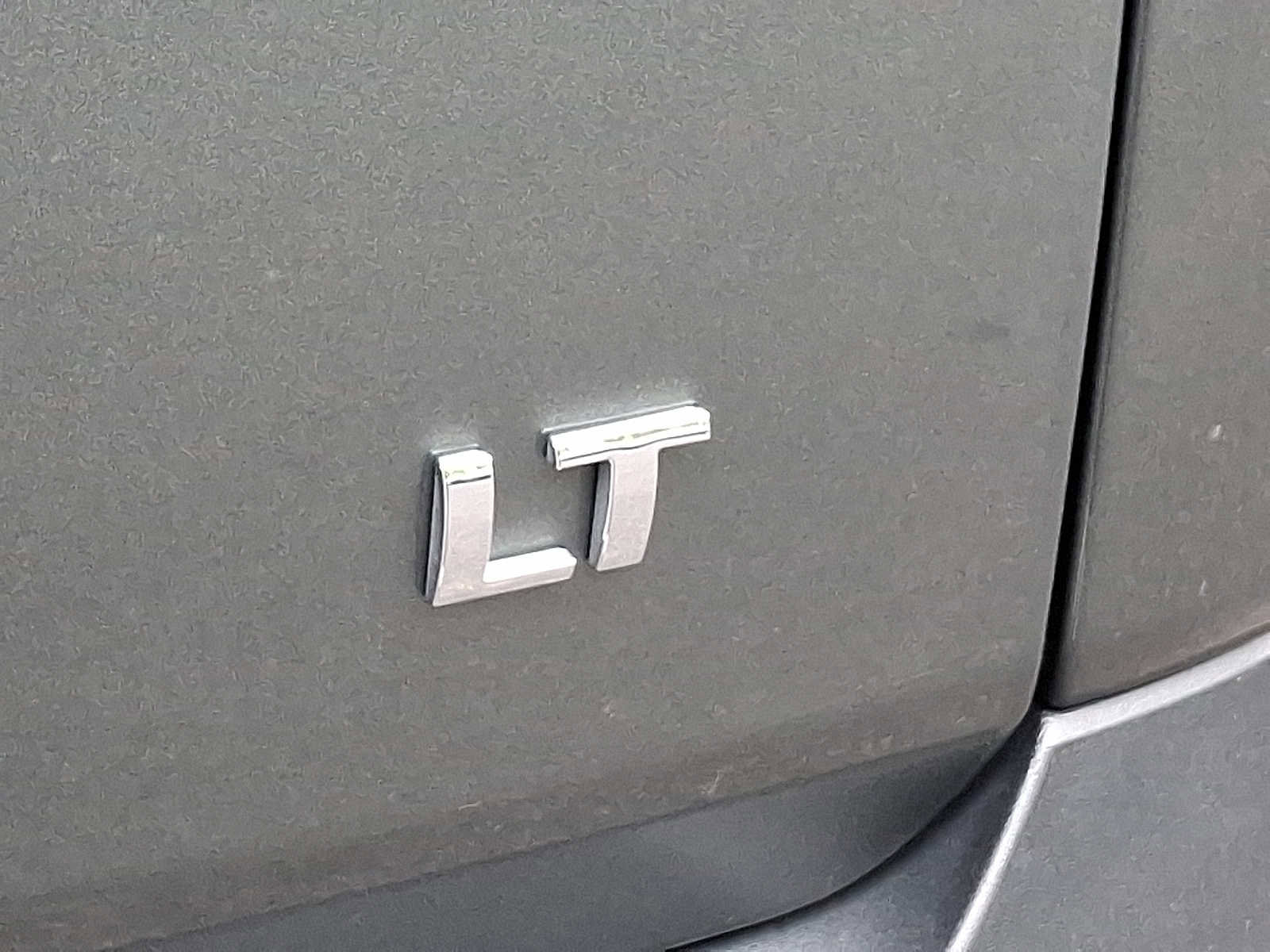 Used 2023 Chevrolet Traverse LT w/ LPO, Roadside Safety Package AWD/4WD image 31
