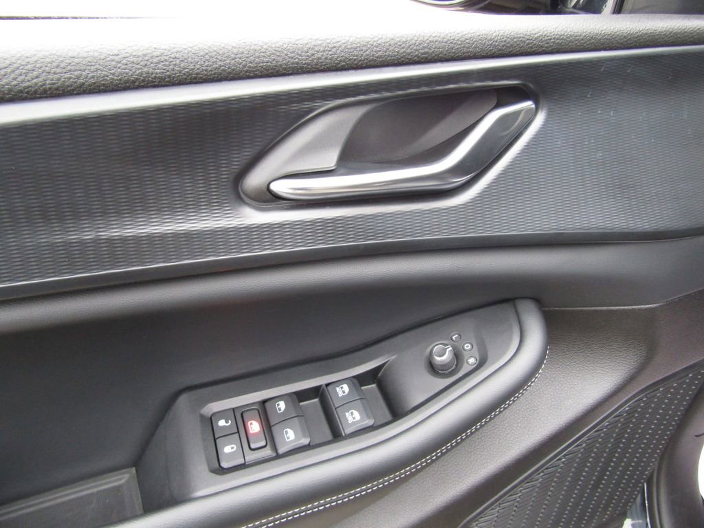 Used 2024 Jeep Grand Cherokee Altitude image 22