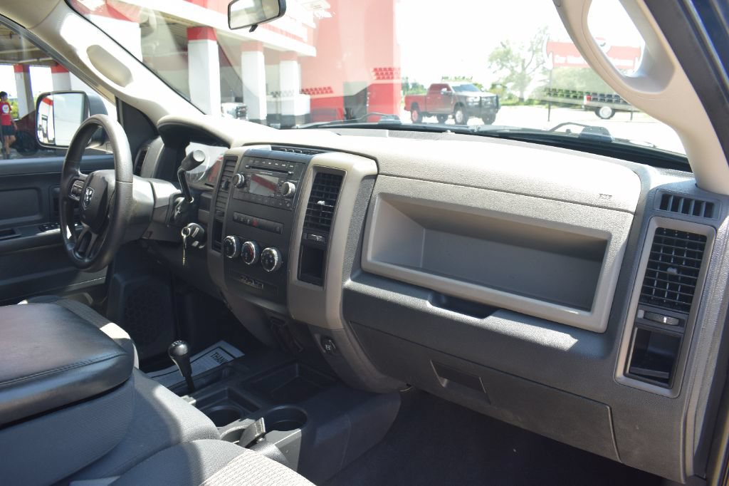 Used 2012 RAM 2500 ST w/ Chrome Appearance Group AWD/4WD image 14