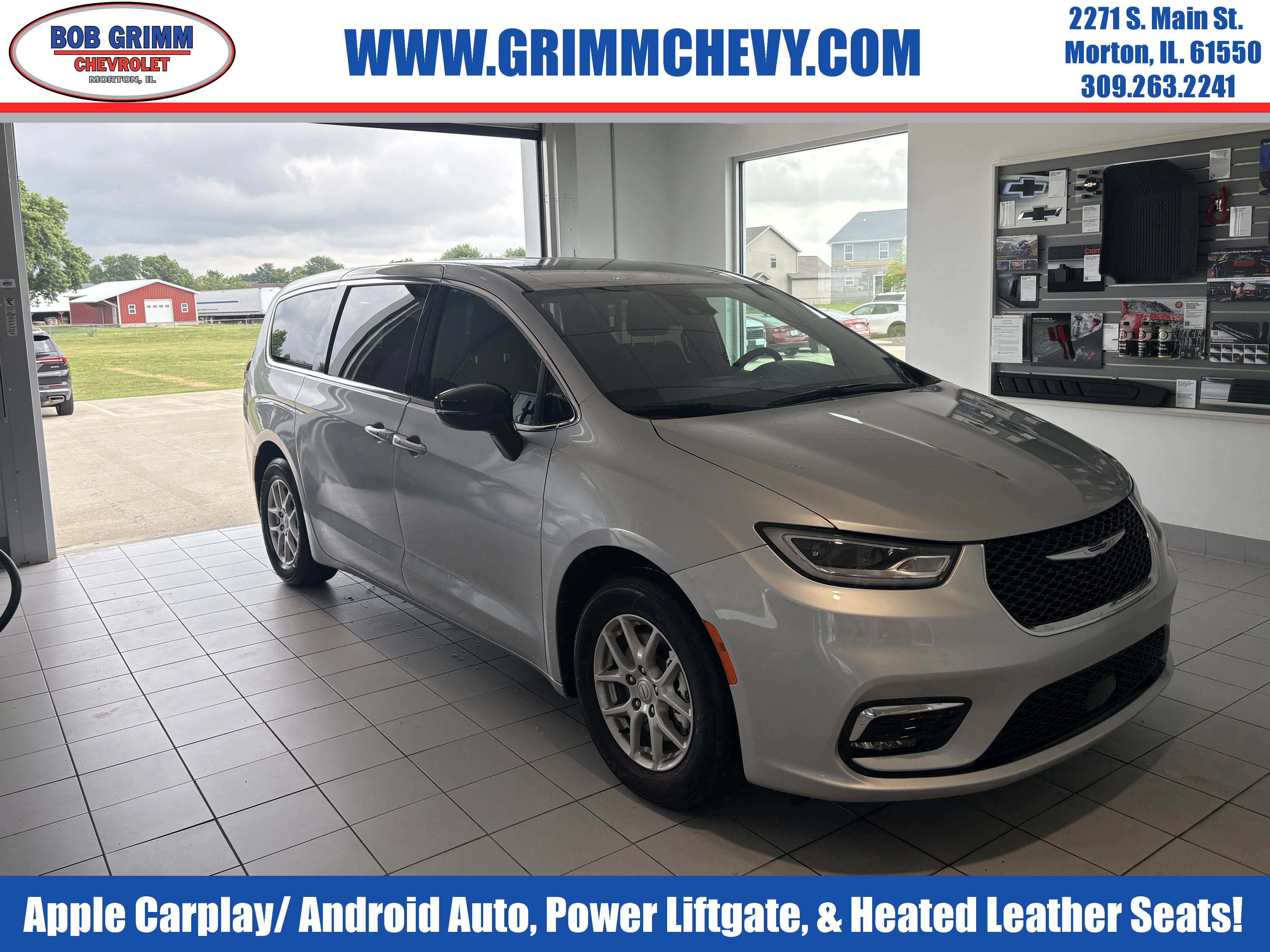 Used 2026 Chrysler Pacifica Select
