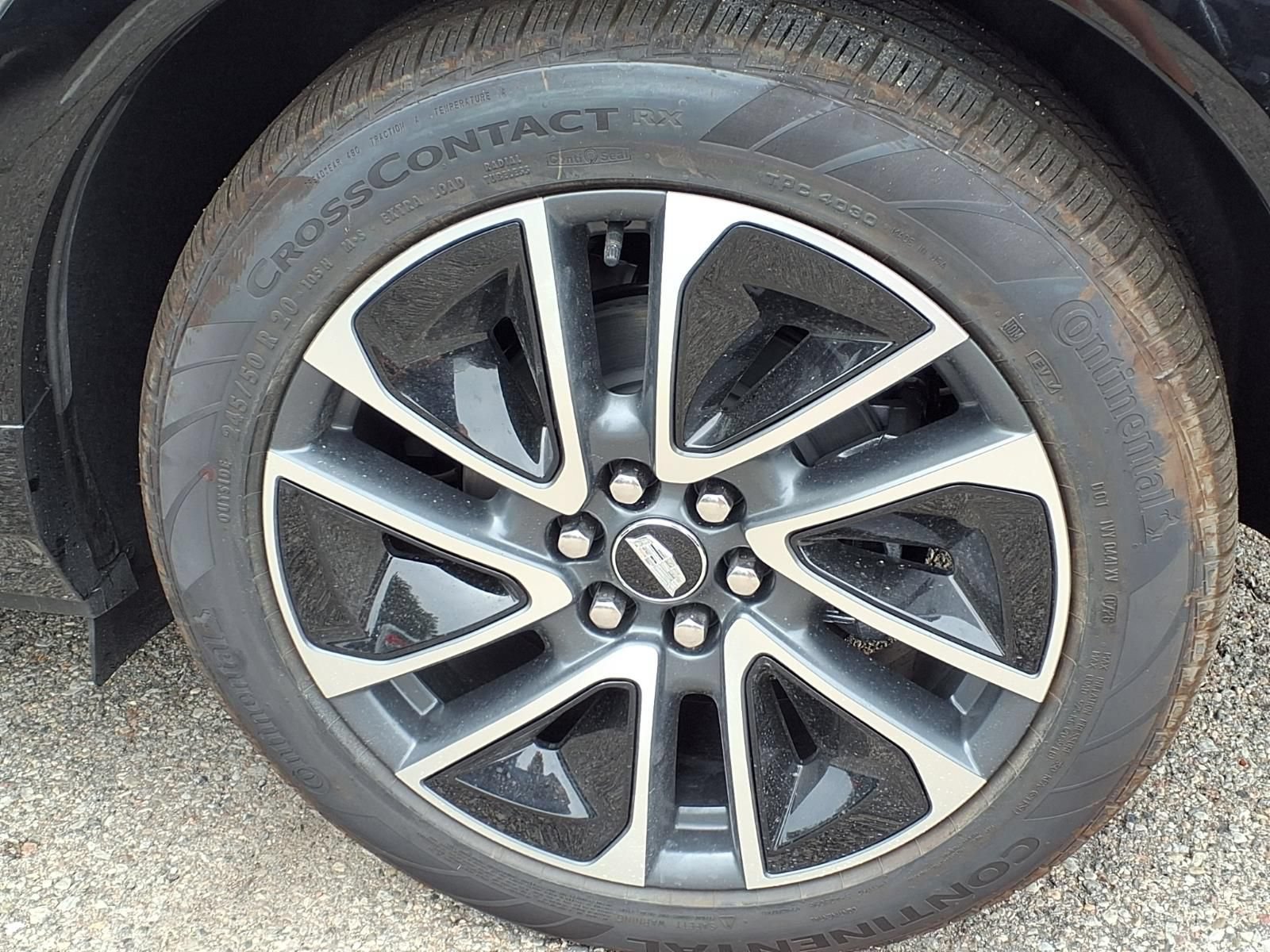 New 2027 Cadillac Optiq Sport w/ LPO, Floor Liner Package AWD/4WD image 7