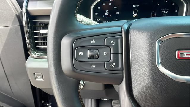 Used 2024 GMC Sierra 3500 AT4 w/ AT4 Premium Plus Package AWD/4WD image 28
