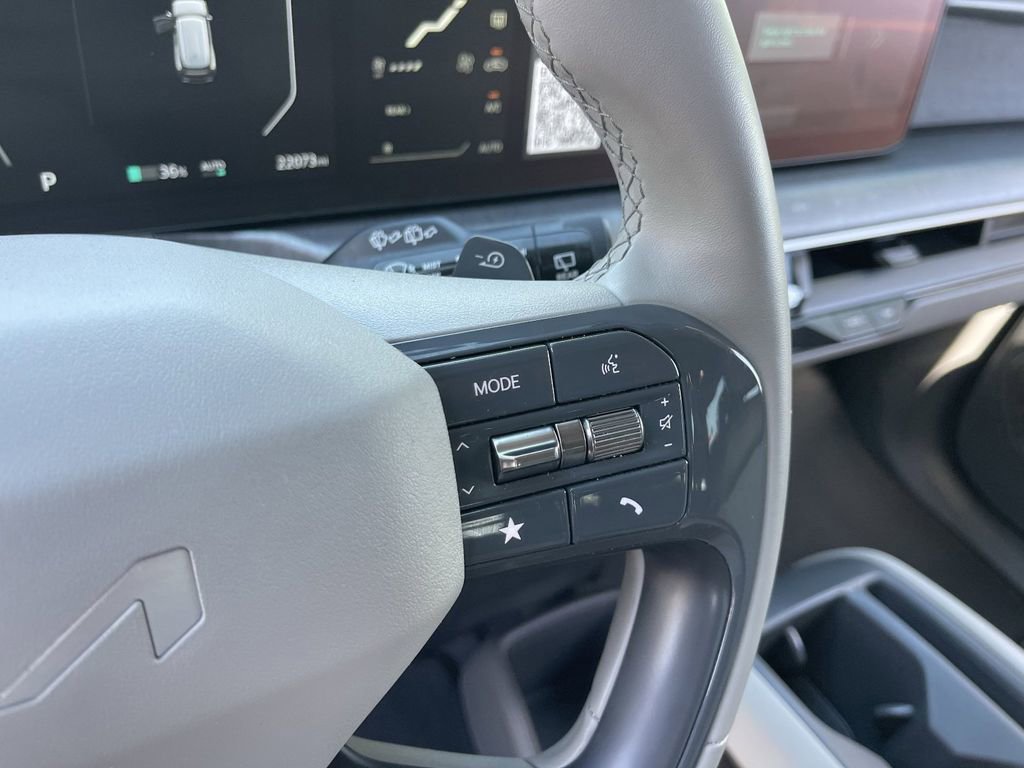 Used 2024 Kia EV9 Wind image 26