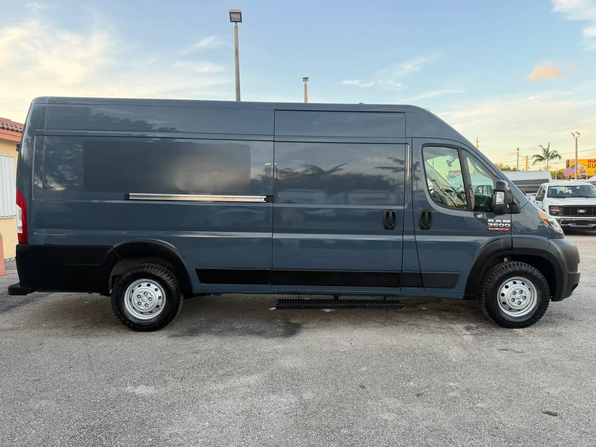 Used 2020 RAM ProMaster 3500 FWD image 7