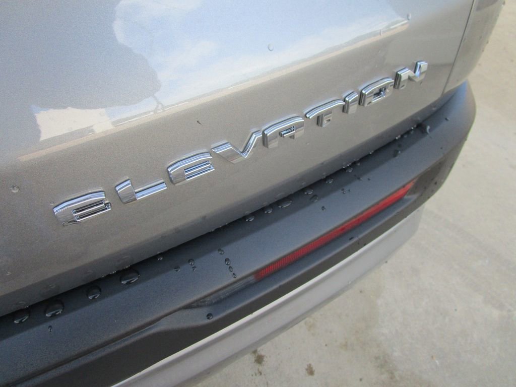 New 2026 GMC Acadia Elevation image 11