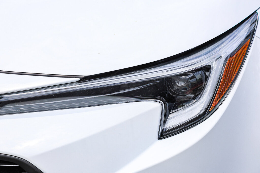 Certified 2026 Toyota Corolla LE FWD image 20