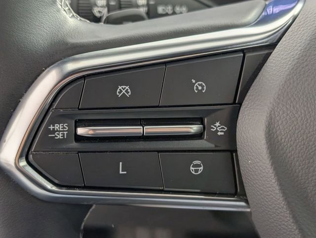 Used 2024 Chevrolet Traverse RS image 16