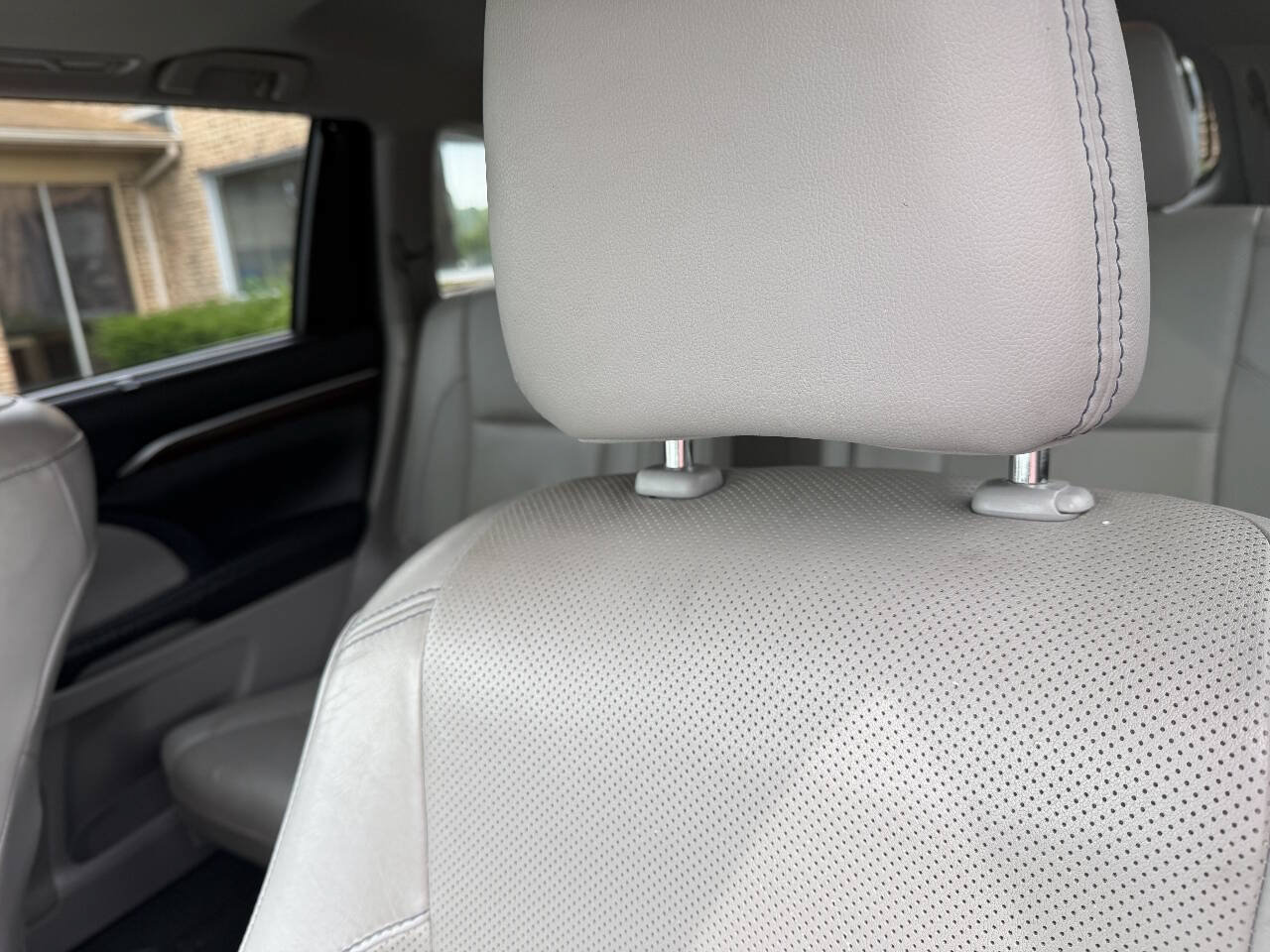 Used 2015 Toyota Highlander Limited AWD/4WD image 15