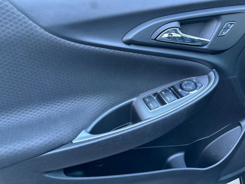 Used 2023 Chevrolet Malibu LT image 10