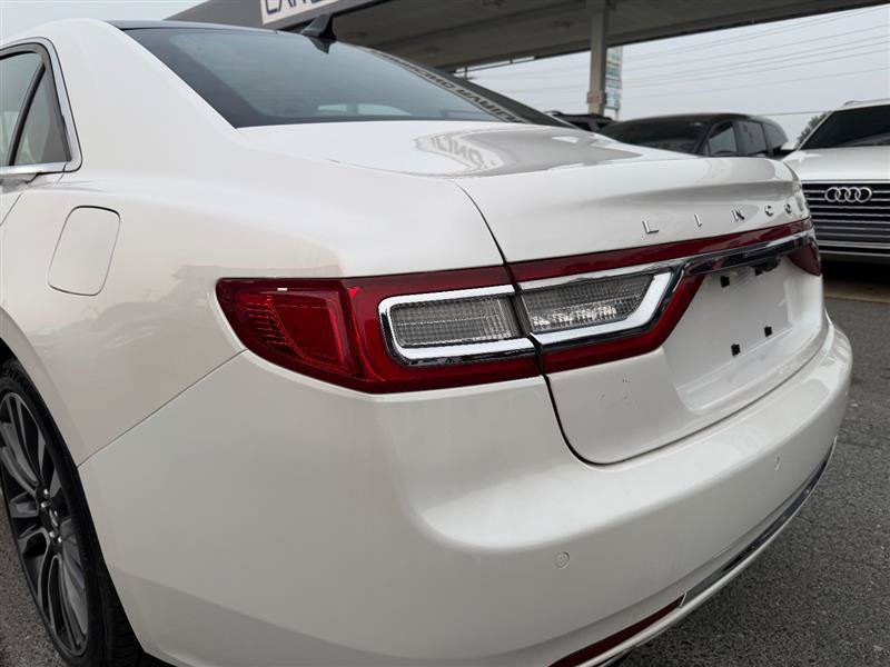 Used 2018 Lincoln Continental Select w/ Continental Climate Package AWD/4WD image 22
