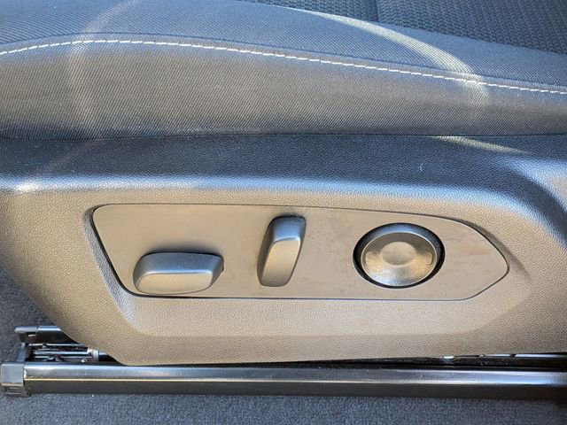 Used 2024 Chevrolet Colorado LT w/ LT Convenience Package II image 15