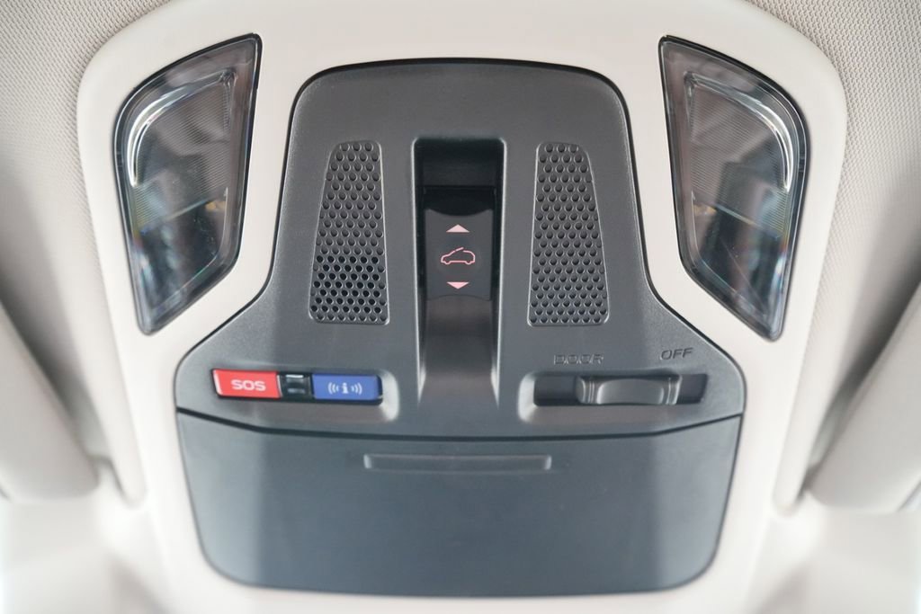 Used 2020 Subaru Outback Touring XT image 21