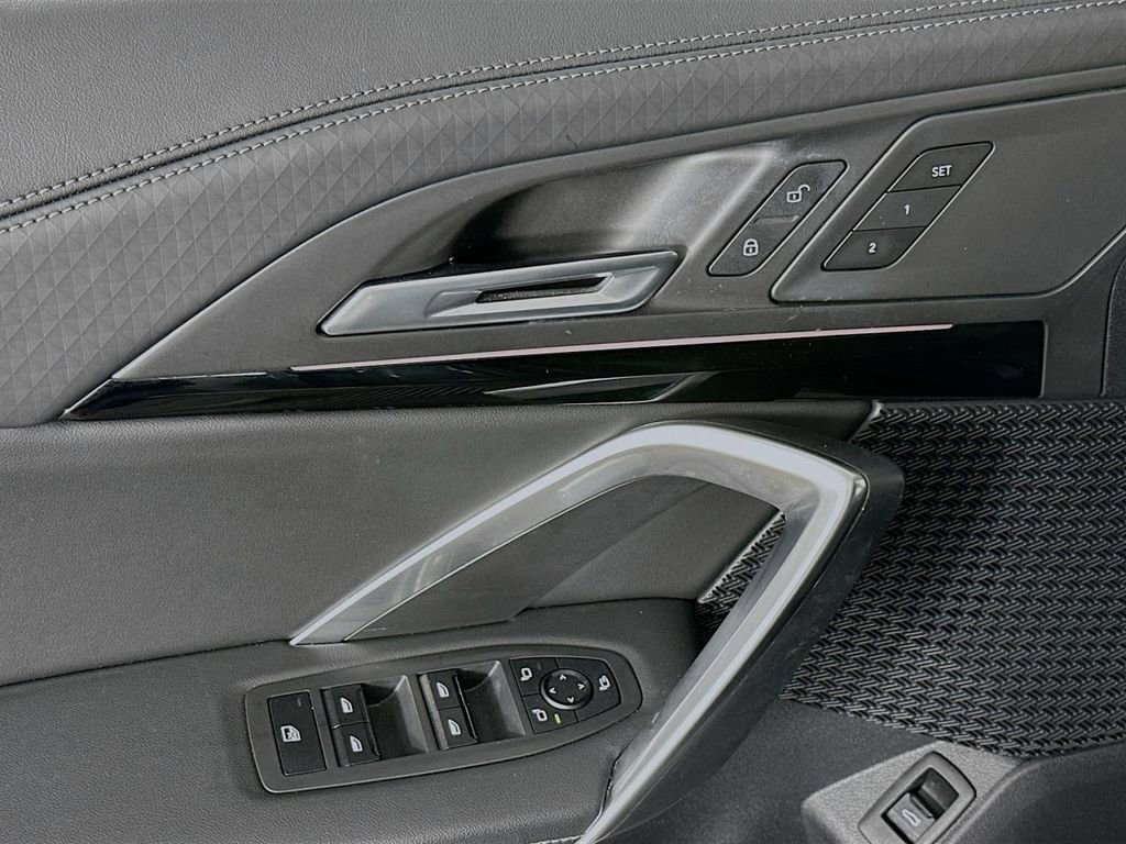 Certified 2024 BMW X2 xDrive28i w/ Technology Package image 23