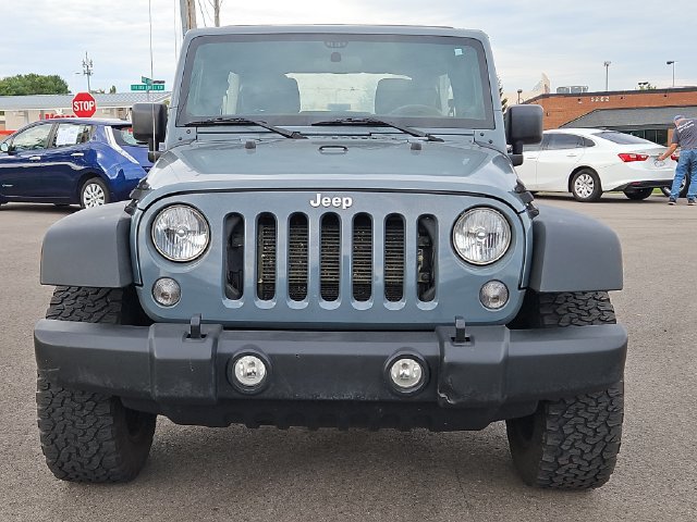 Used 2014 Jeep Wrangler Unlimited Sport w/ Connectivity Group AWD/4WD image 8