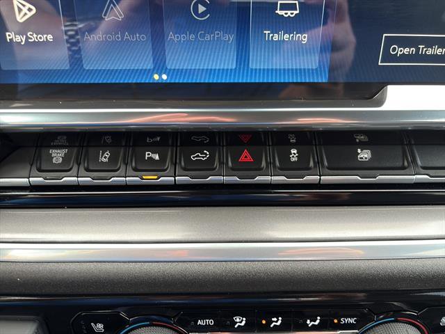 Used 2025 Chevrolet Silverado 3500 High Country w/ Technology Package image 11