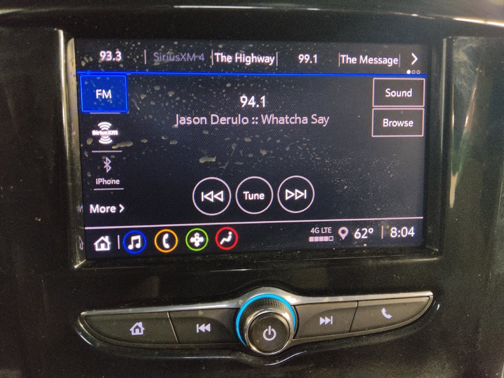 Used 2023 Chevrolet Traverse LS FWD image 25