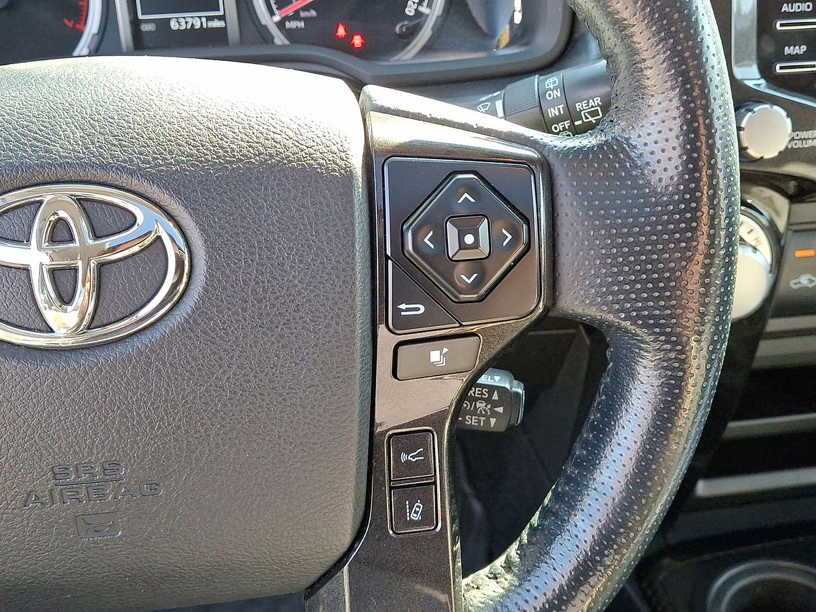 Used 2023 Toyota 4Runner TRD Off-Road Premium image 18