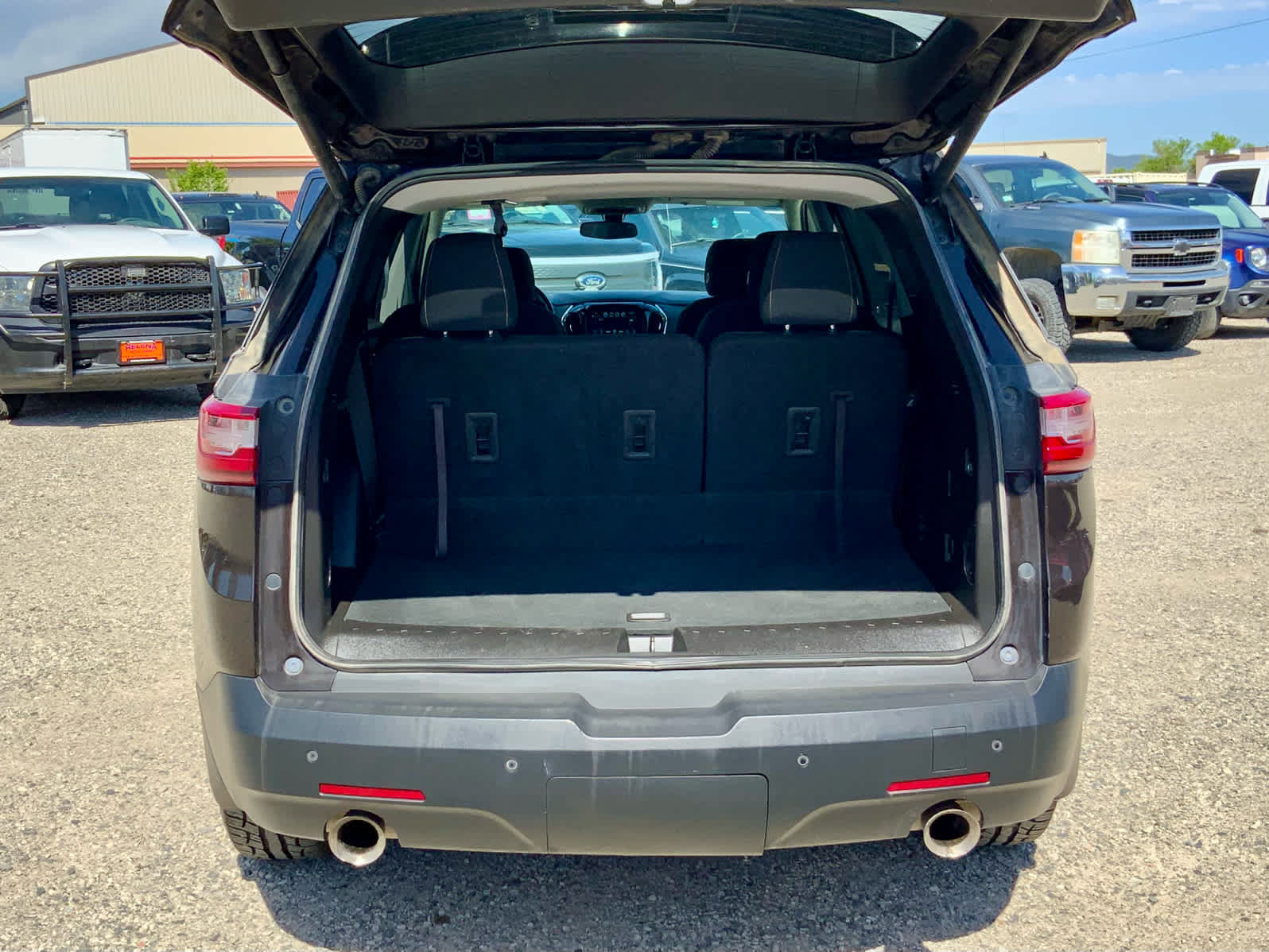 Used 2018 Chevrolet Traverse LT AWD/4WD image 18