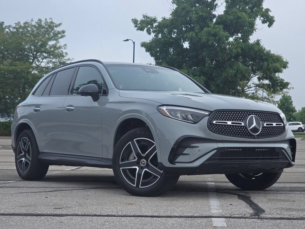Certified 2026 Mercedes-Benz GLC 300 4MATIC image 2