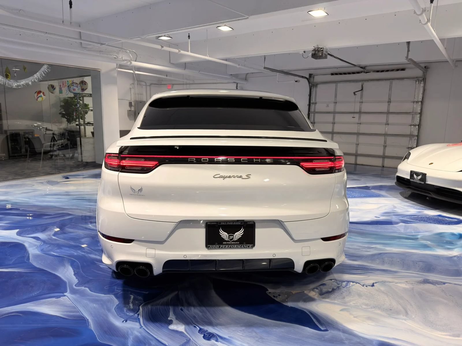 Used 2022 Porsche Cayenne S Platinum AWD/4WD image 6