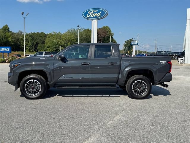 Used 2025 Toyota Tacoma TRD Sport AWD/4WD image 6