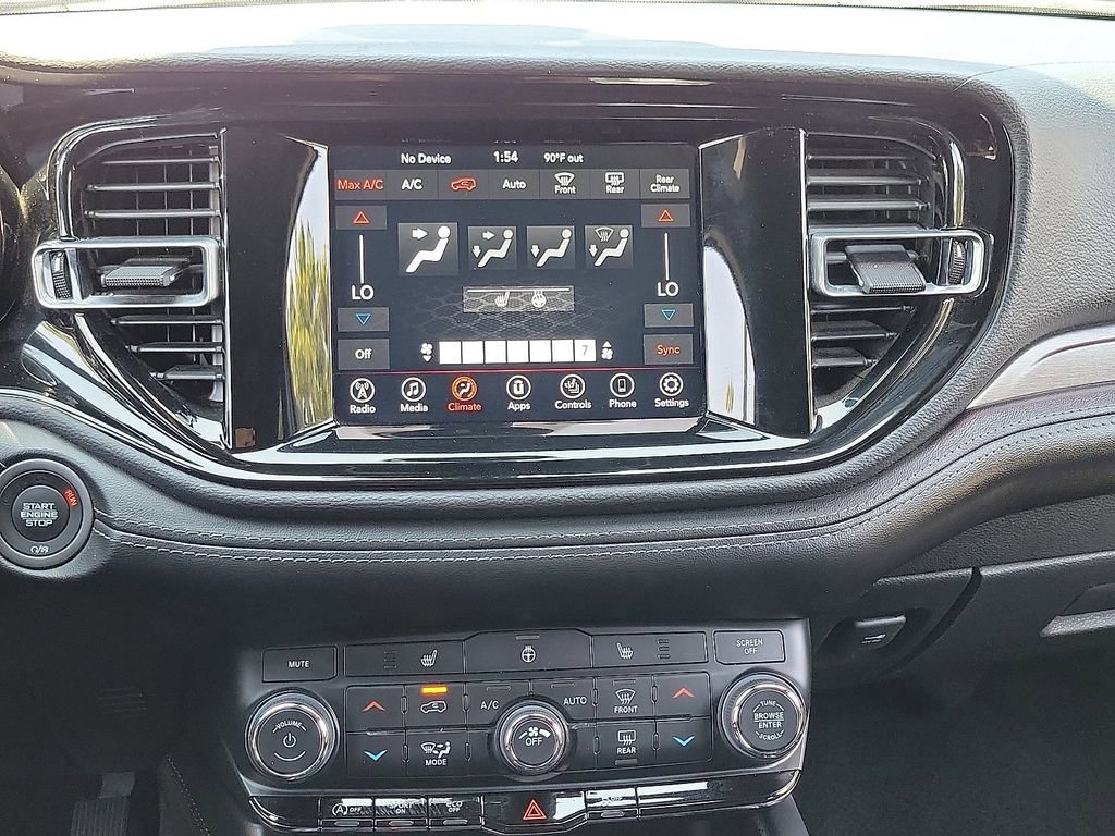 Used 2023 Dodge Durango SXT image 10
